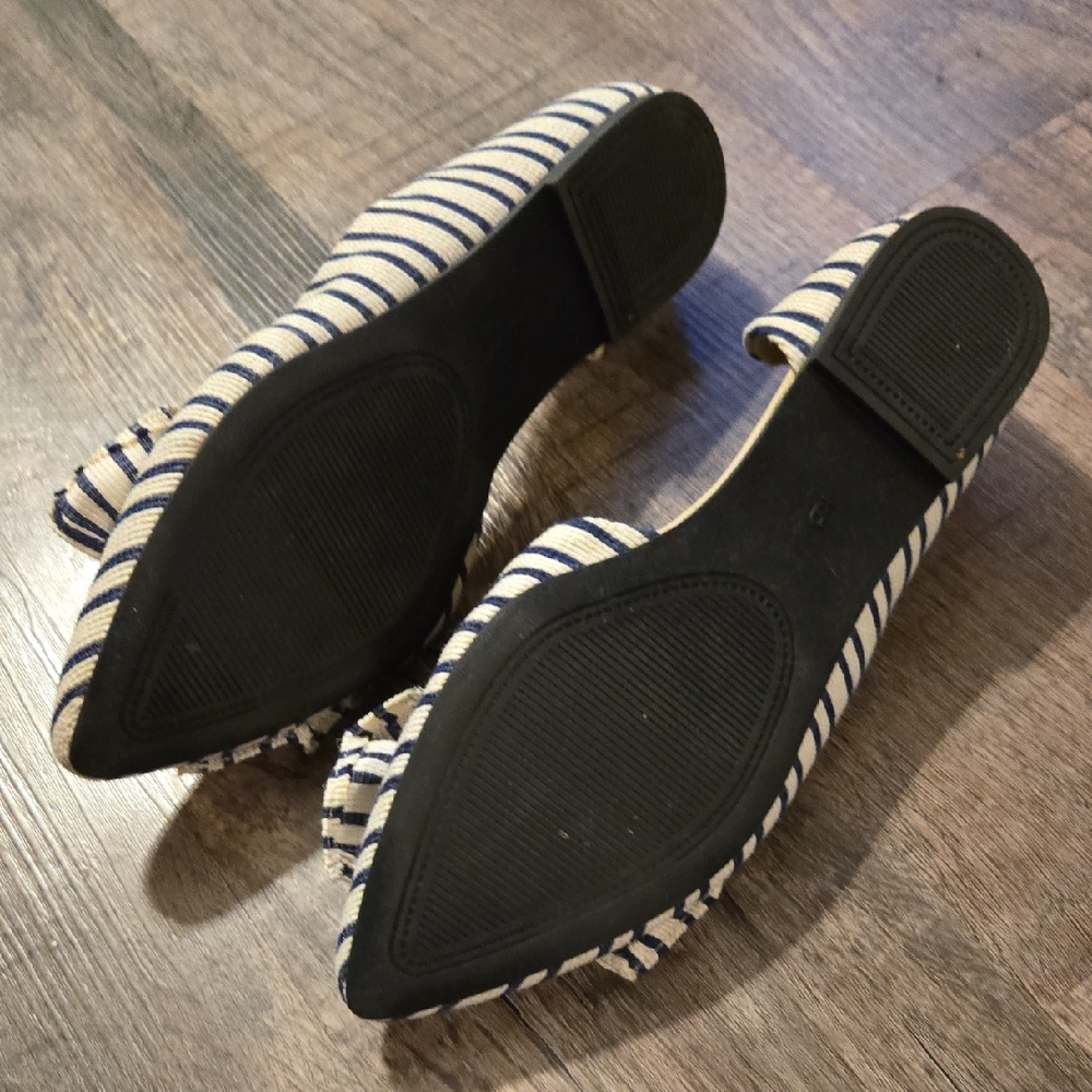 NEW Sierra Striped Flats with Bow Accent - Picture 3 of 4